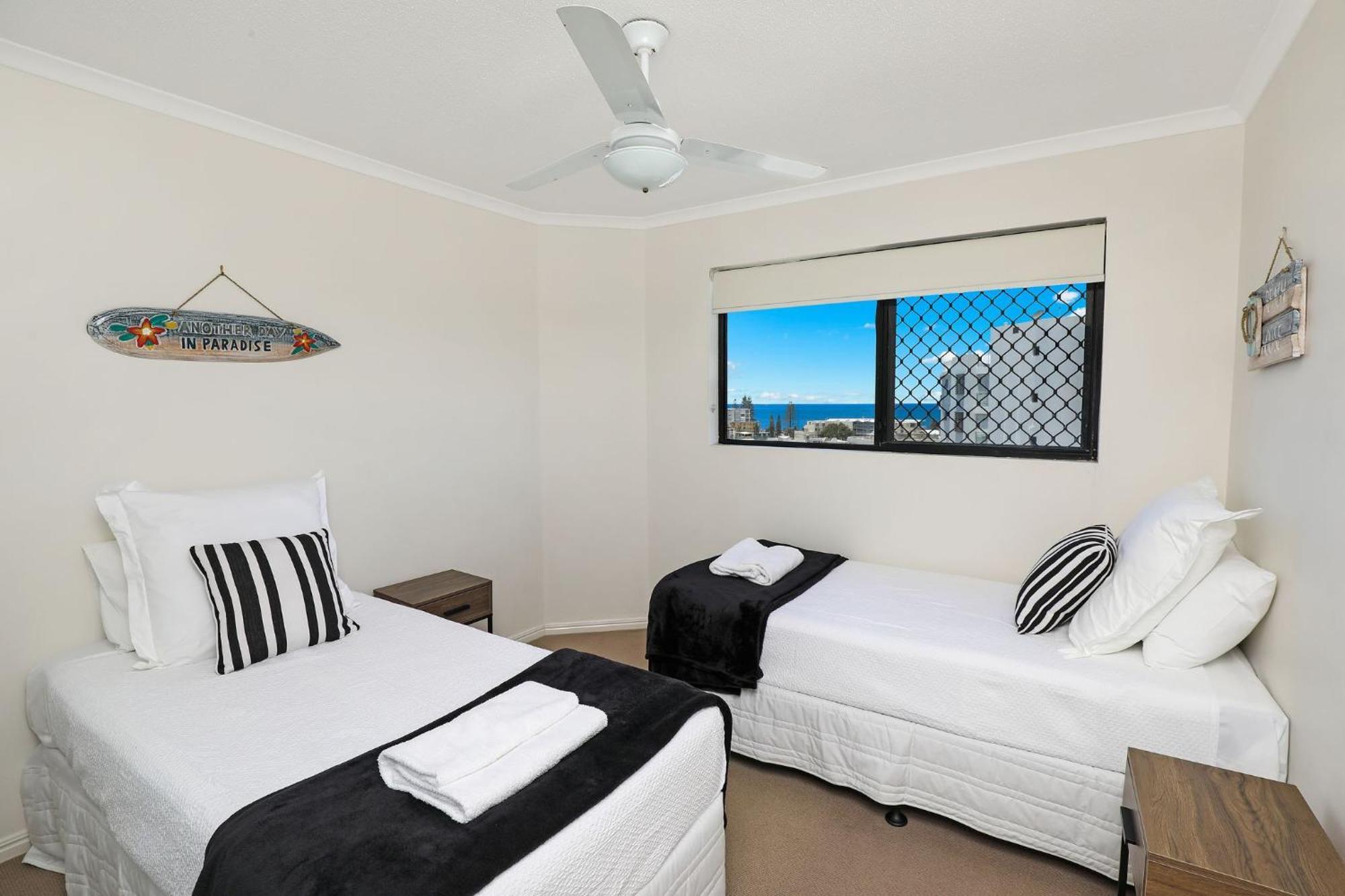 Mariners Resort Kings Beach Caloundra Exterior photo