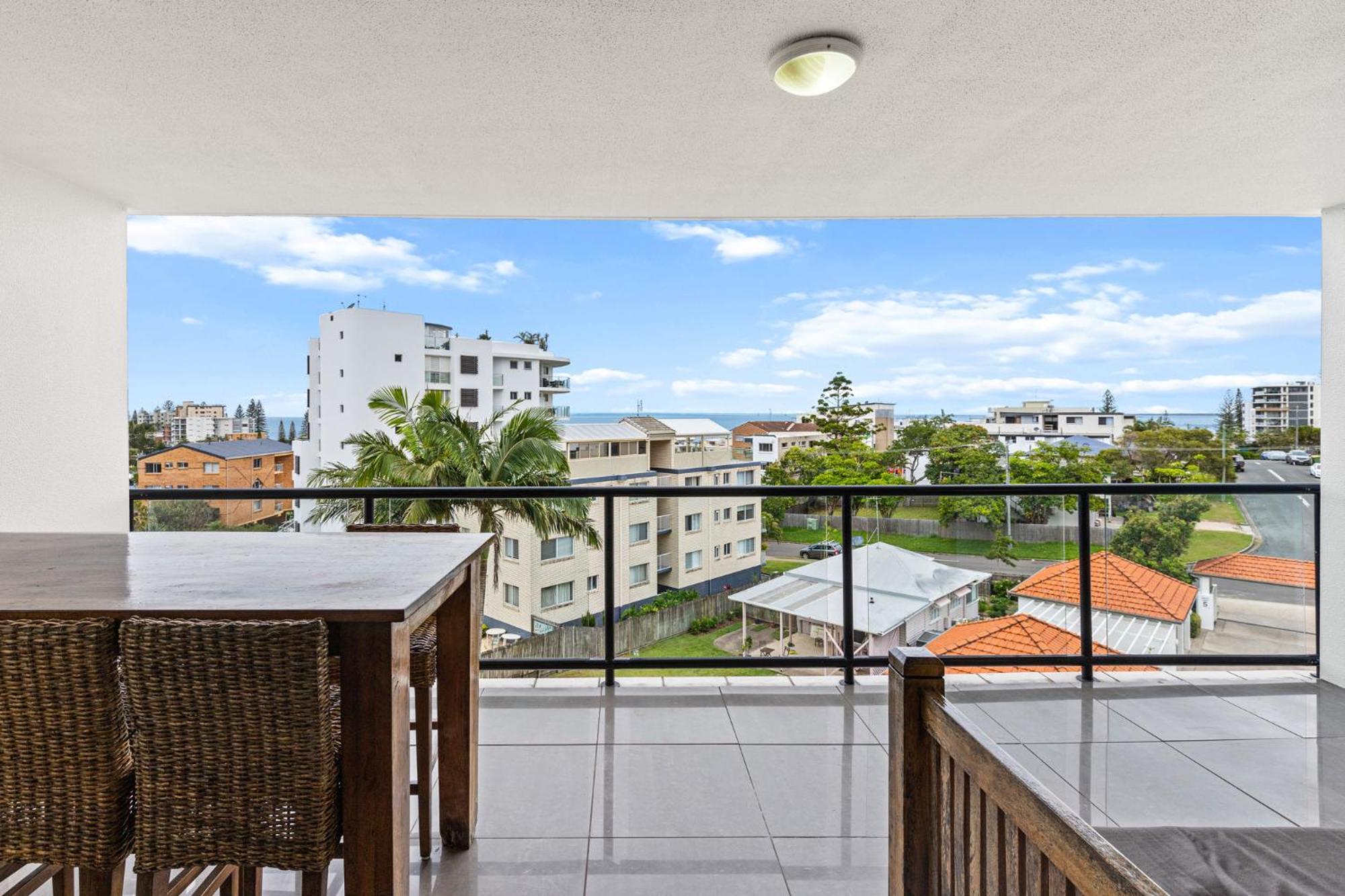 Mariners Resort Kings Beach Caloundra Exterior photo