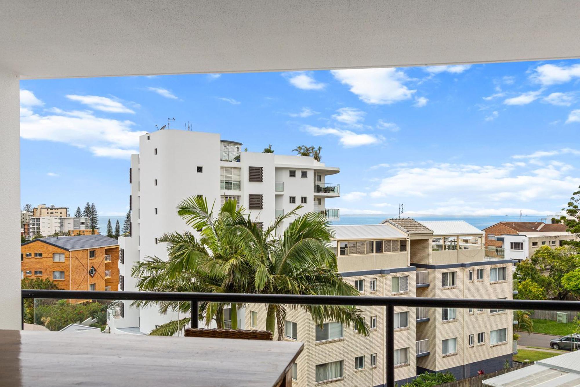 Mariners Resort Kings Beach Caloundra Exterior photo